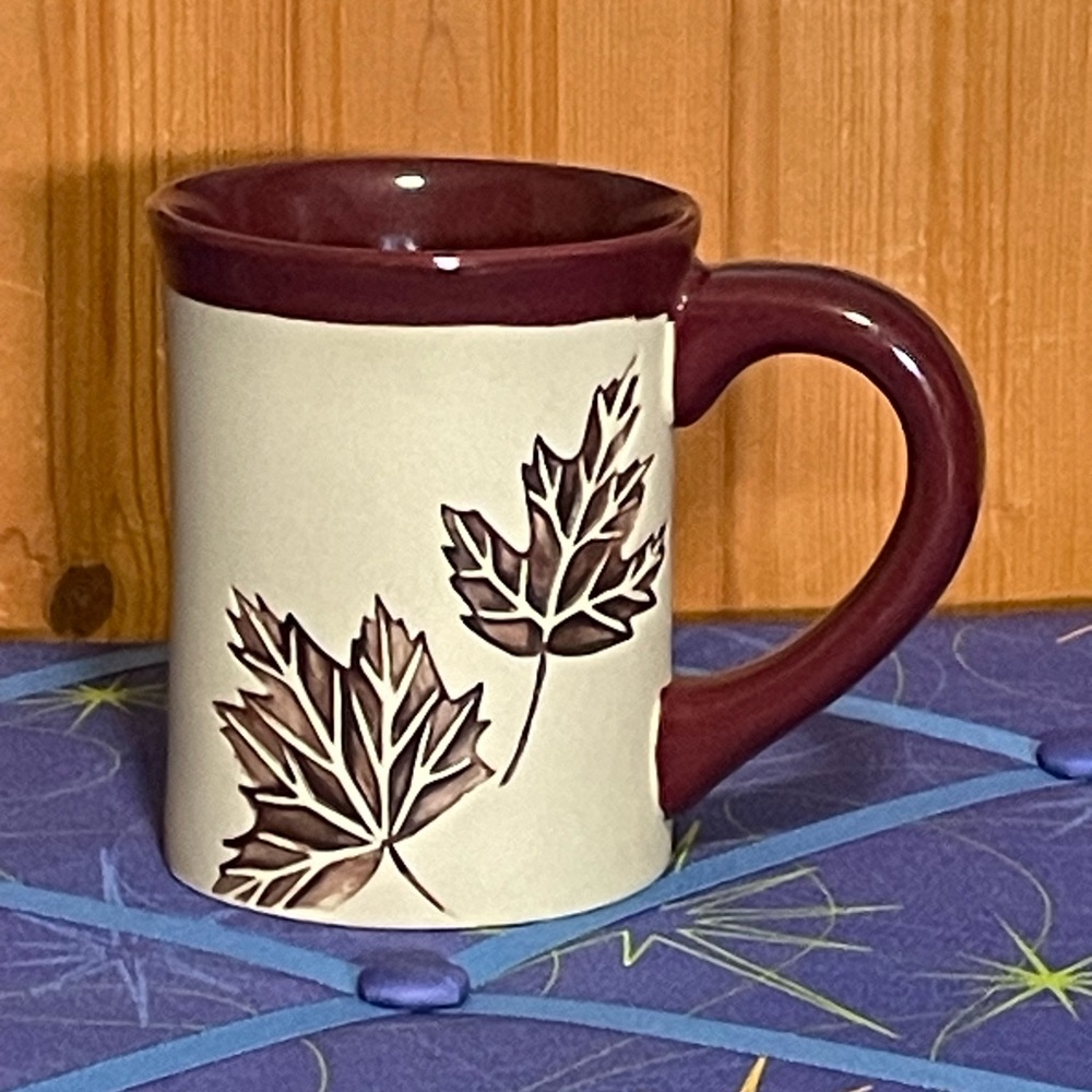 🔥3 for $15 Sale- Leaf embossed pottery mug